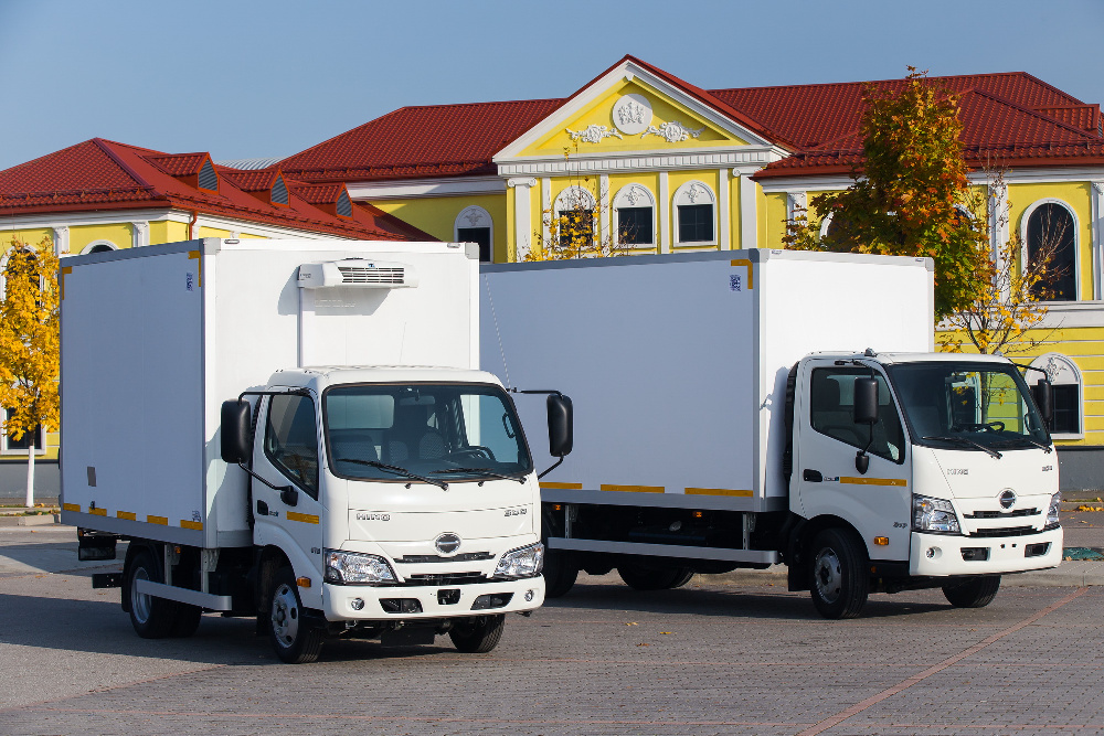 Новинка на российском рынке: HINO 300 с автоматической коробкой передач