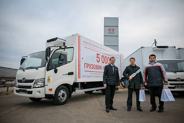 Продан пятитысячный автомобиль HINO в России